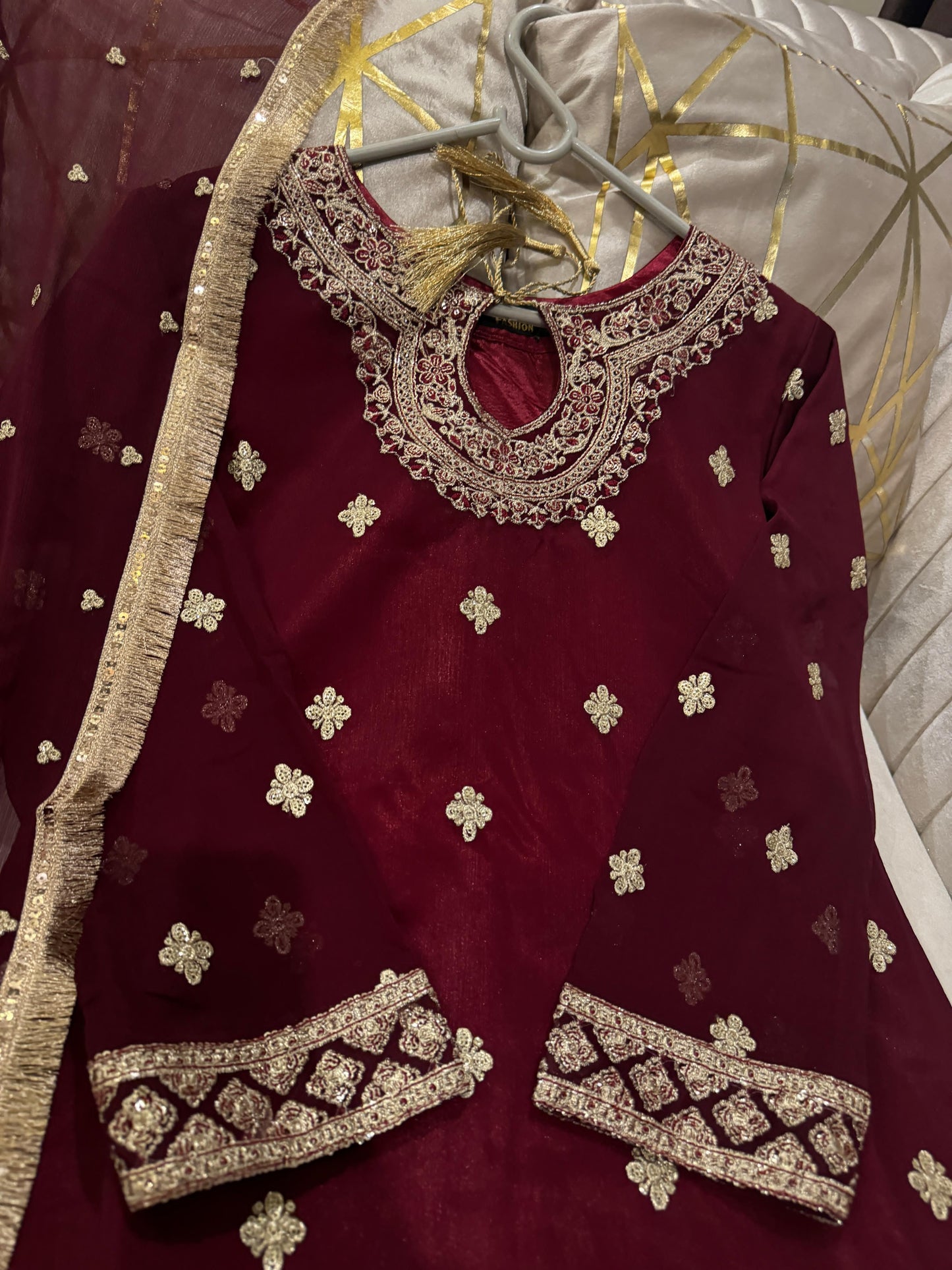 Peony (MAROON)