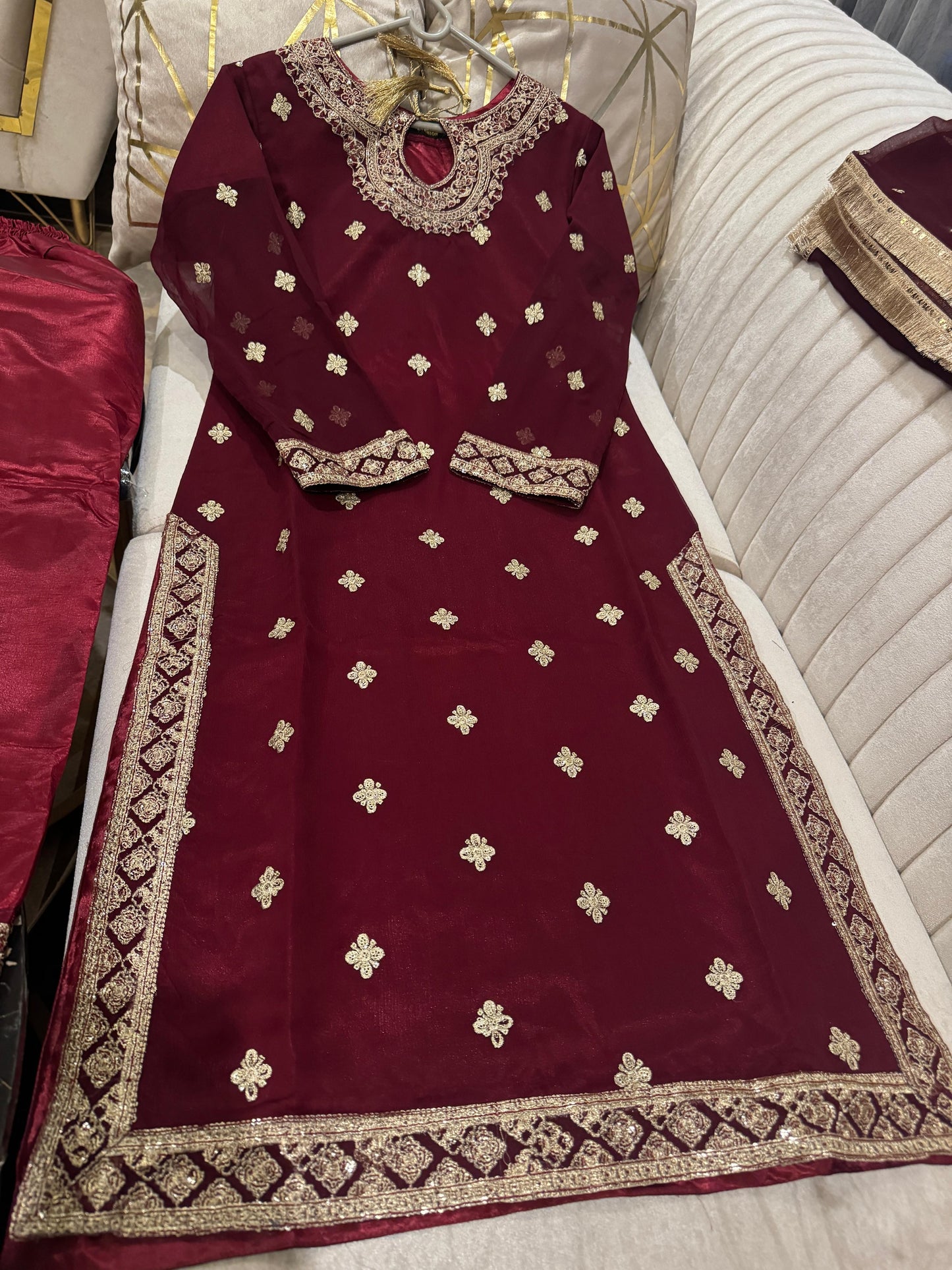 Peony (MAROON)