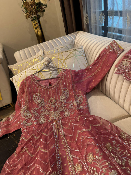 Anonemous (PEACHY PINK)