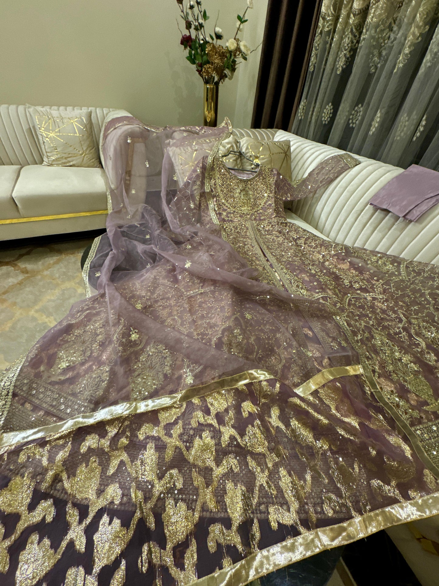 Iris (LILAC)