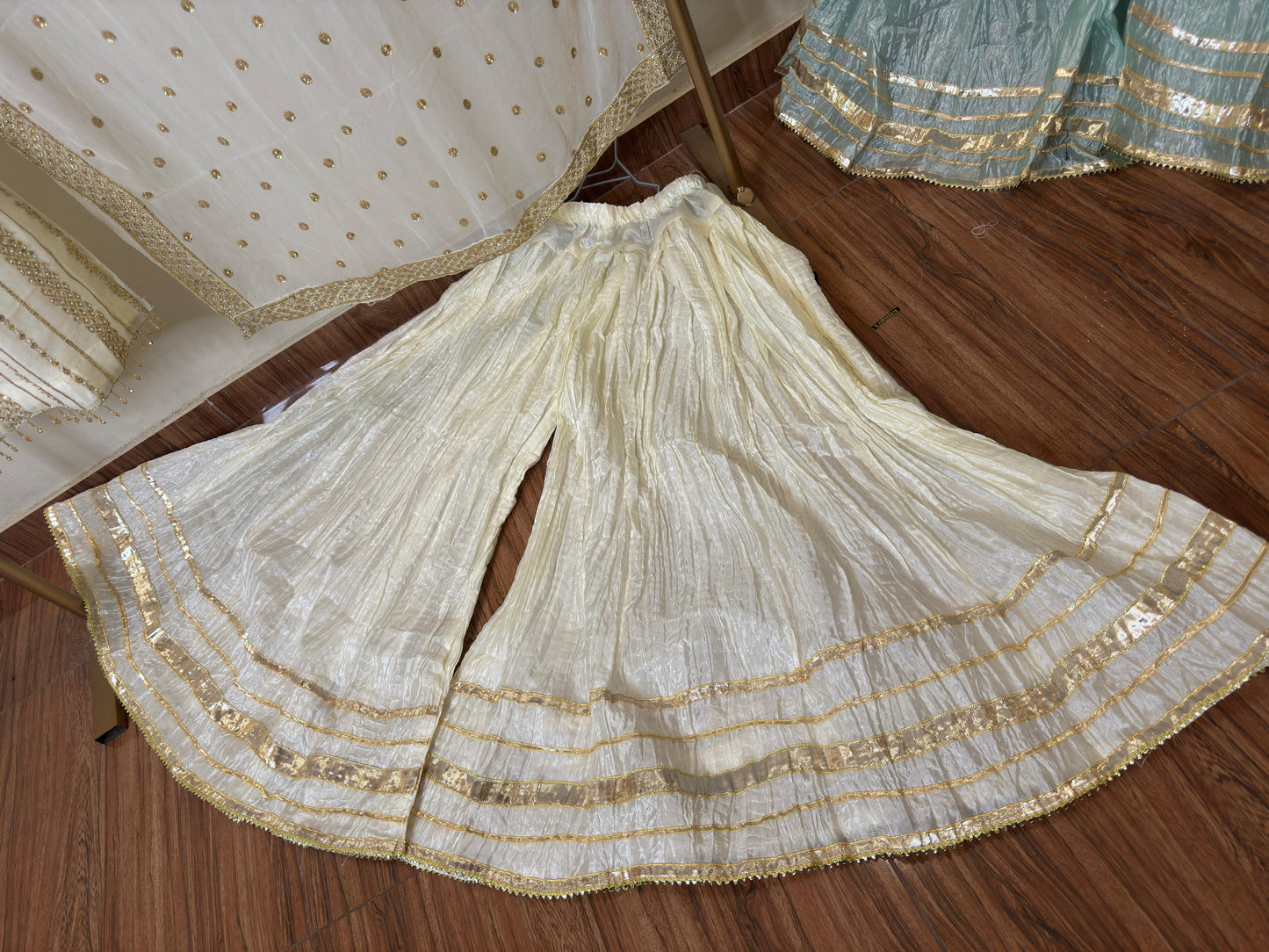 Rose (WHITE)