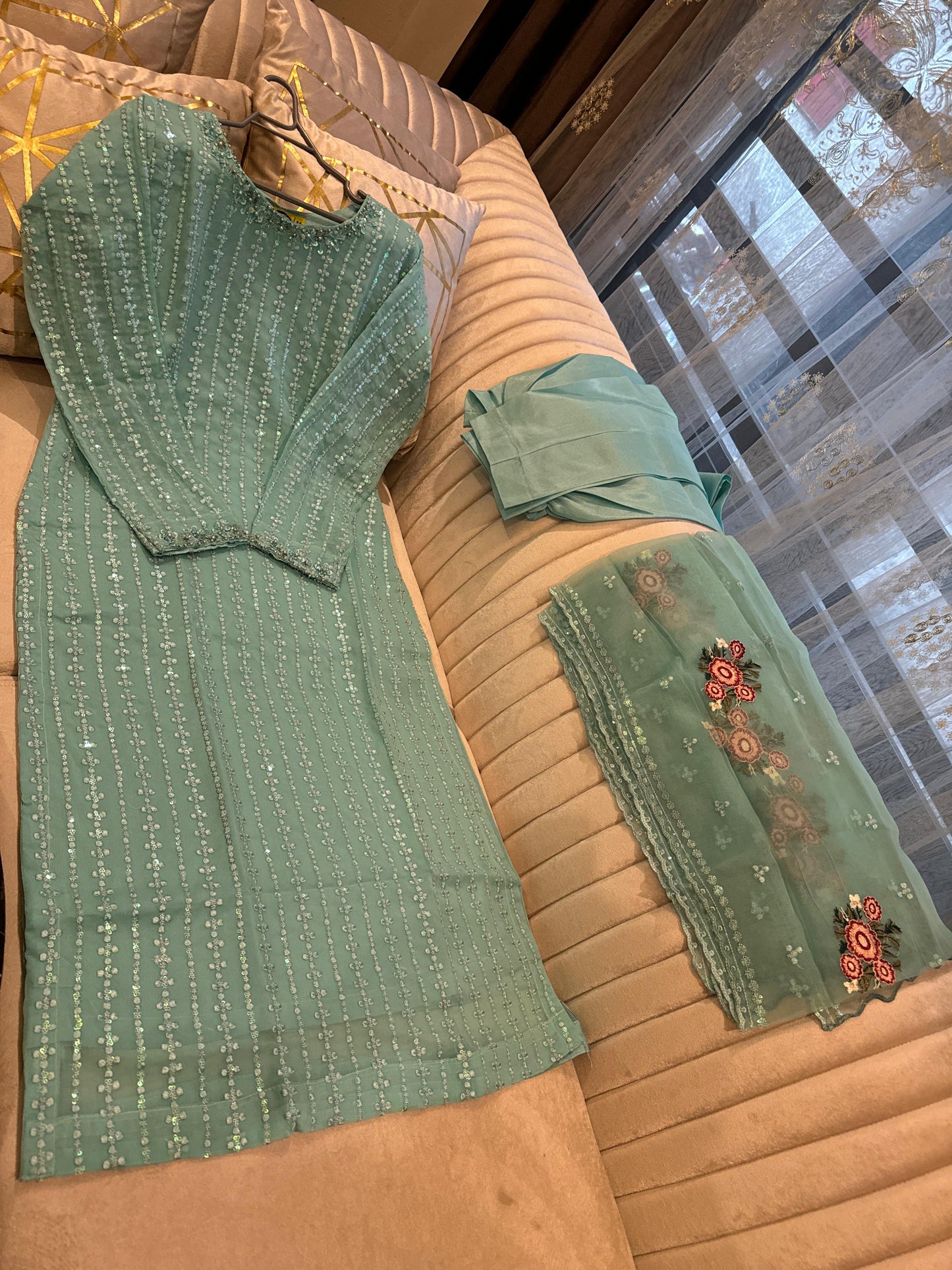 Chambaili (blue)