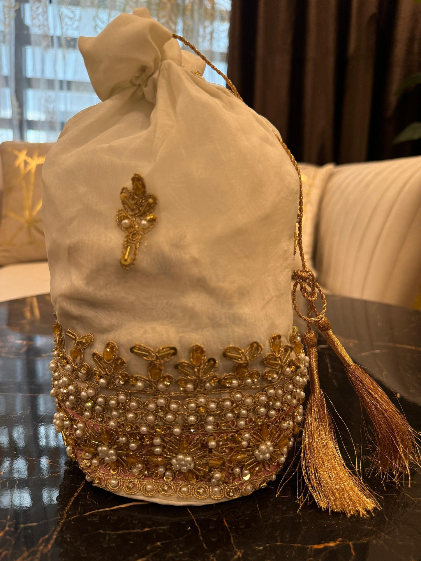 Potli bag (WHITE GOLD)