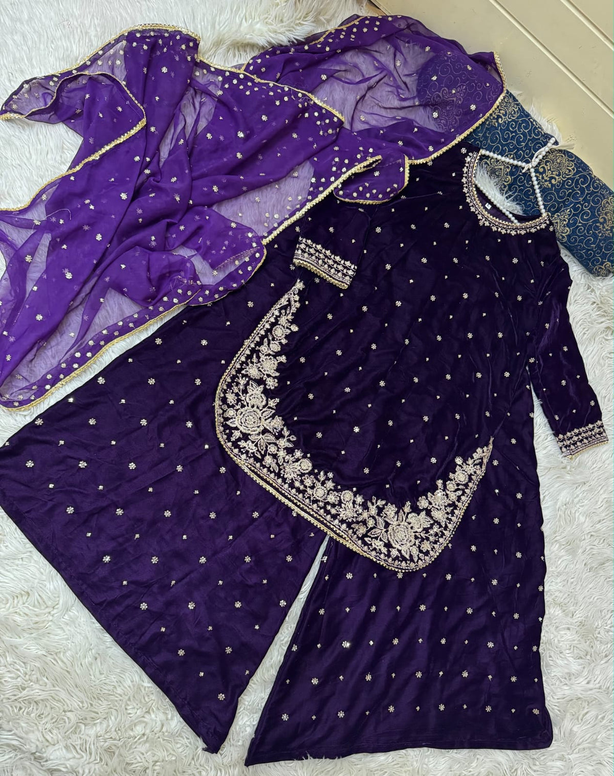 Micro velvet 3 pc dress