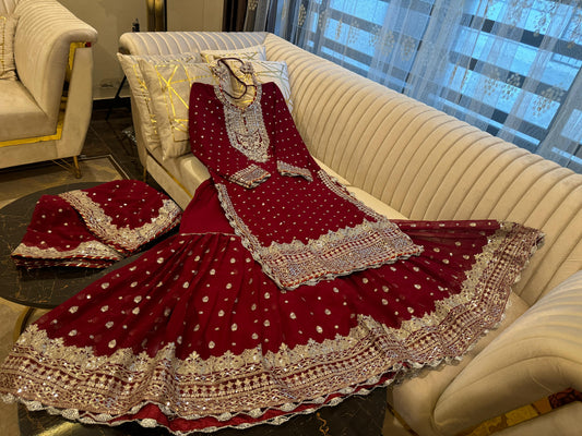 Daffodils (MAROON)