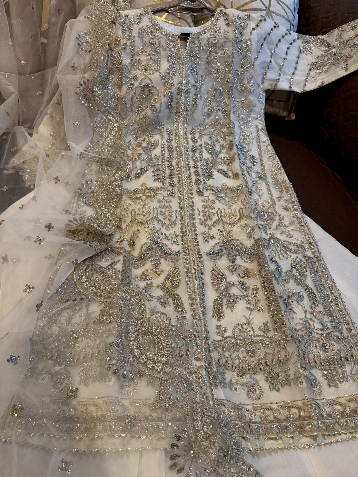 QAISERYA (WHITE)