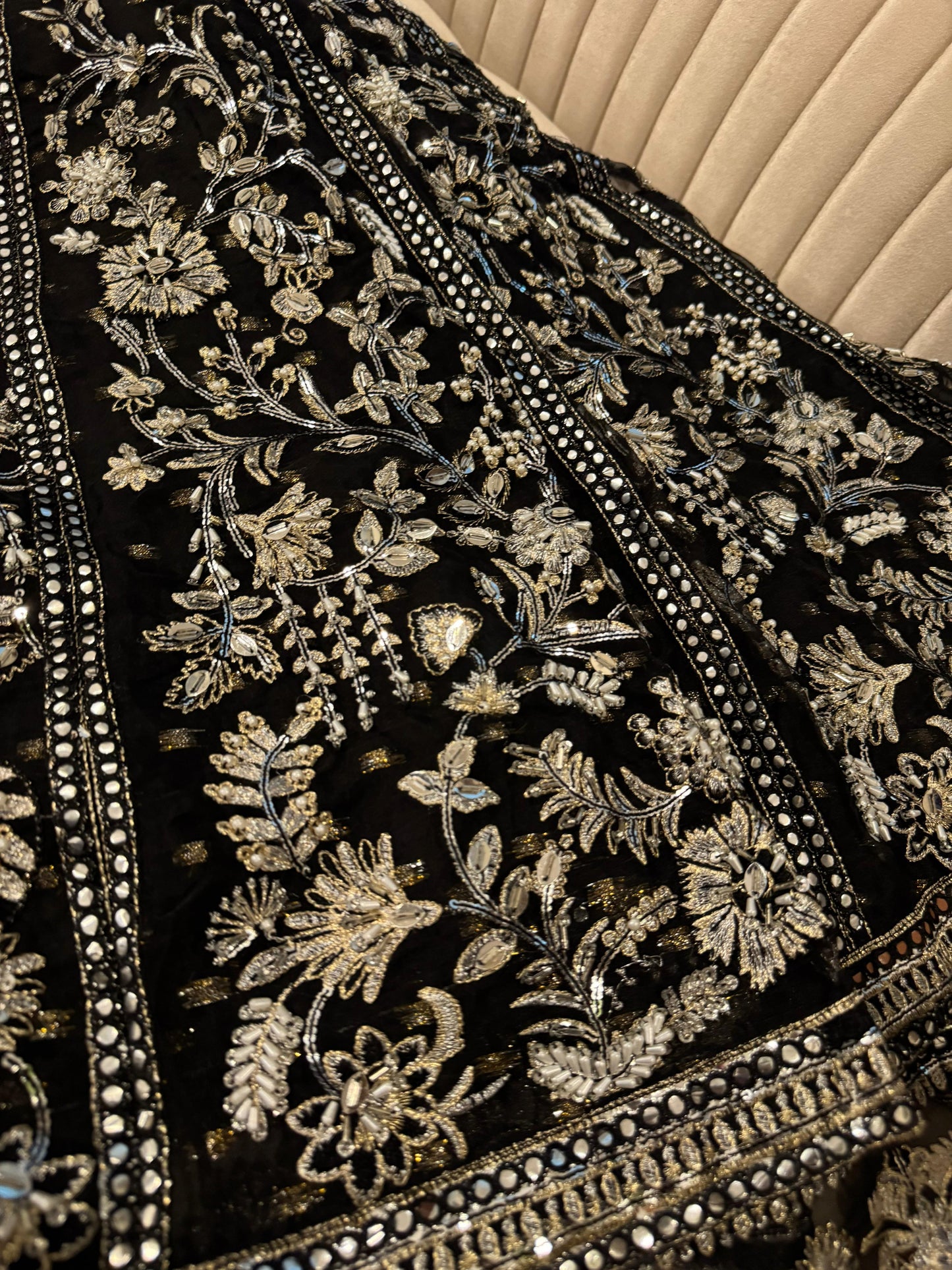 Anonemous (BLACK)