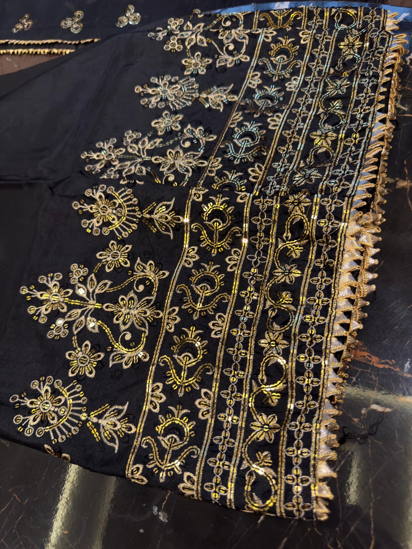 Foxglove (BLACK)