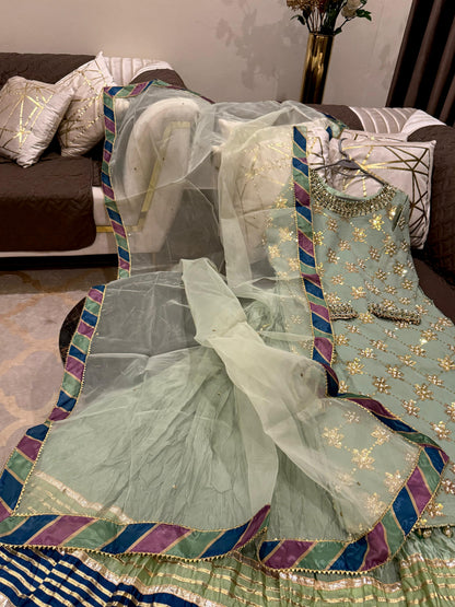 Veronica (SAGE GREEN)