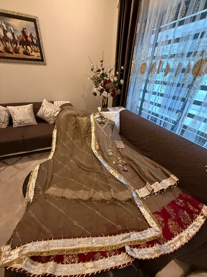 LAILA (CAMEL BROWN)