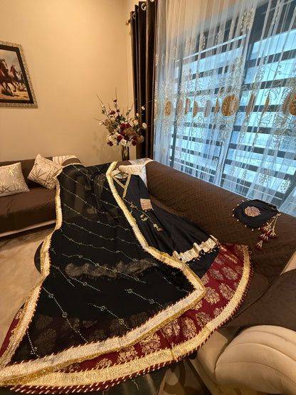 LAILA (BLACK)