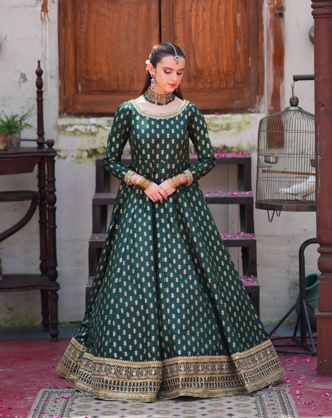 Wisteria 2 Pc Maxi and dupatta (GREEN)