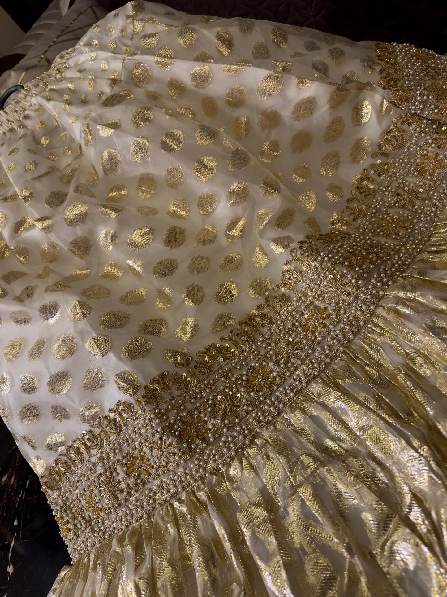 Camellia (WHITE GOLD)