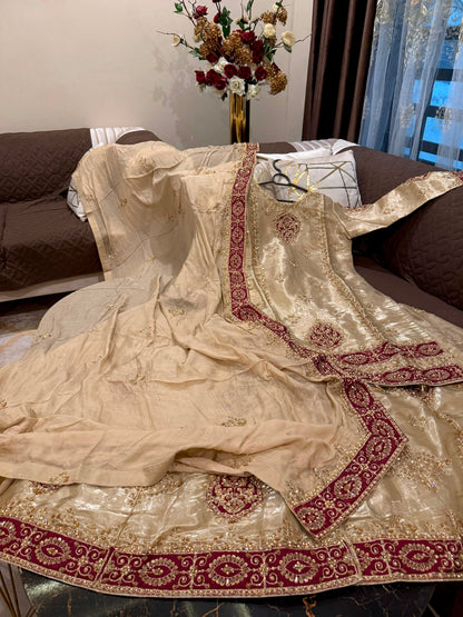 ZARA (gold beige)