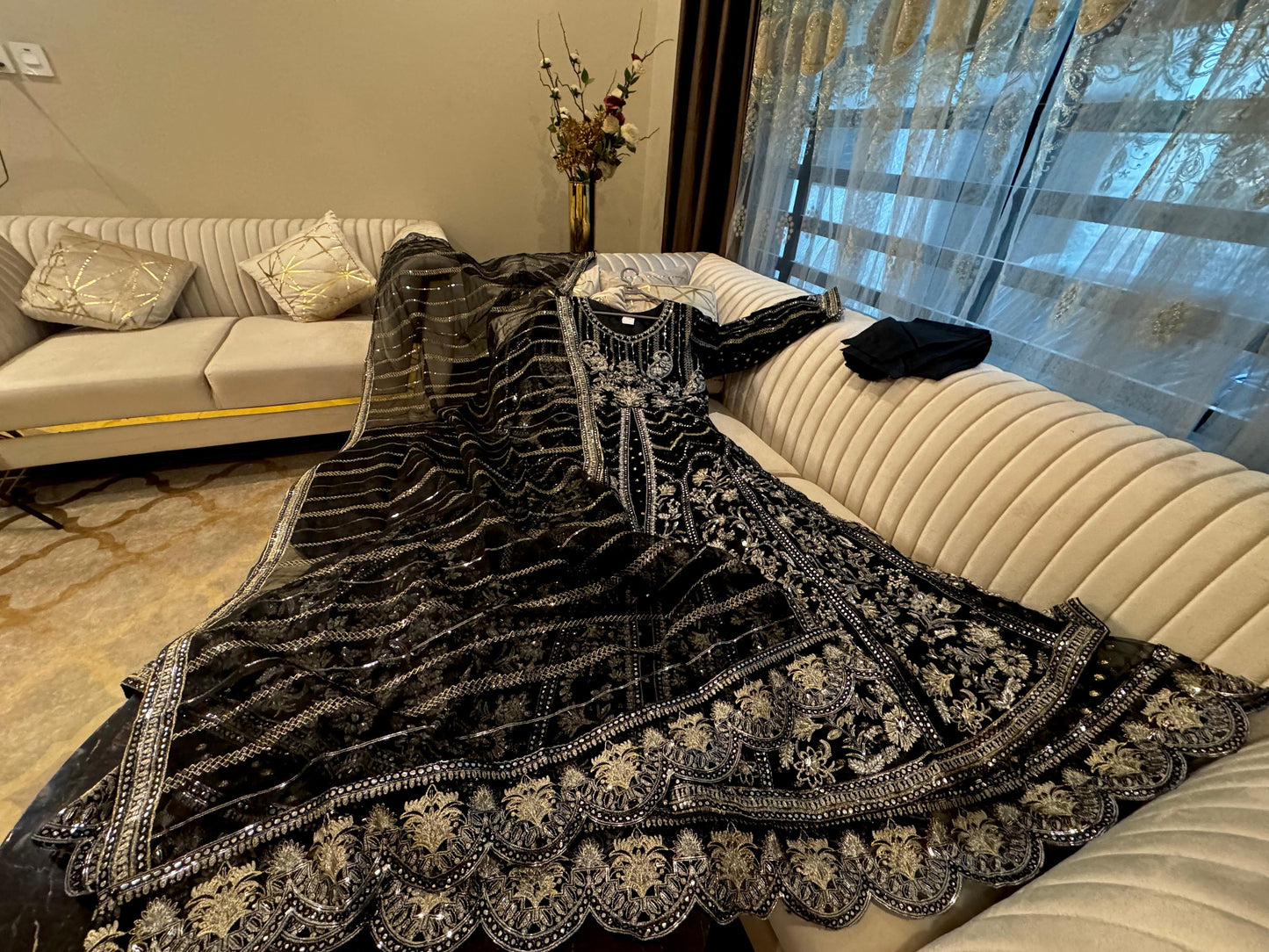 Anonemous (BLACK)
