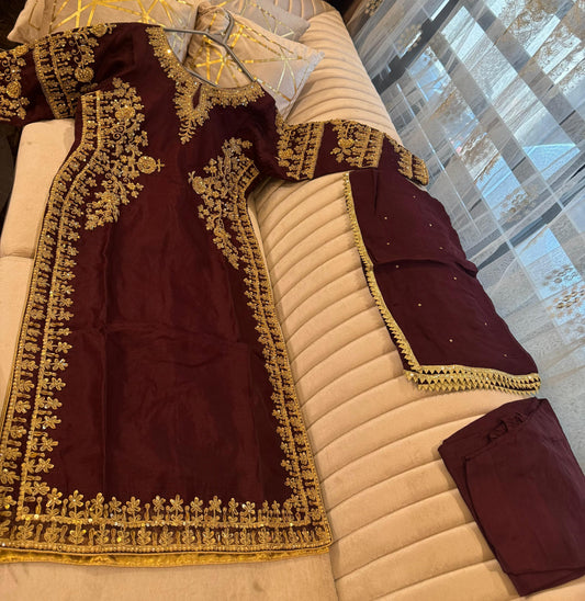 Zinnía (MAROON)
