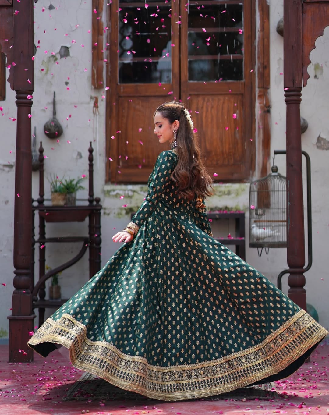 Wisteria 2 Pc Maxi and dupatta (GREEN)