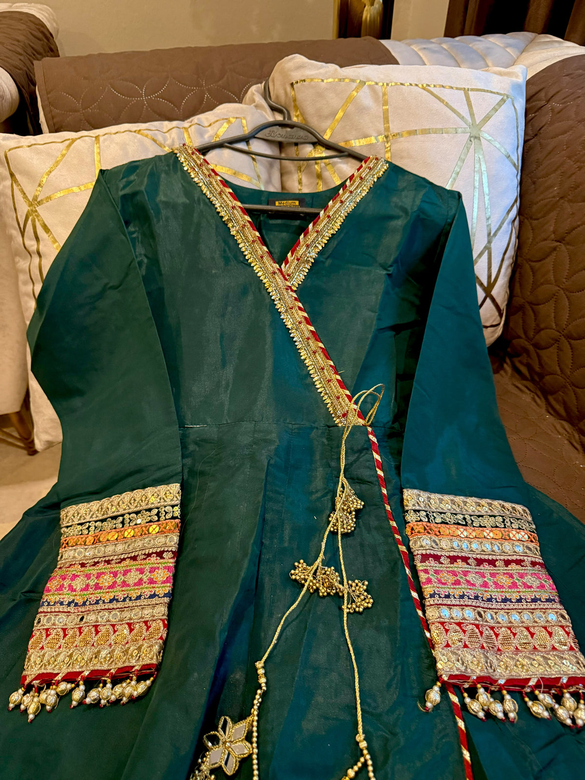 LAILA (BOTTLE GREEN)