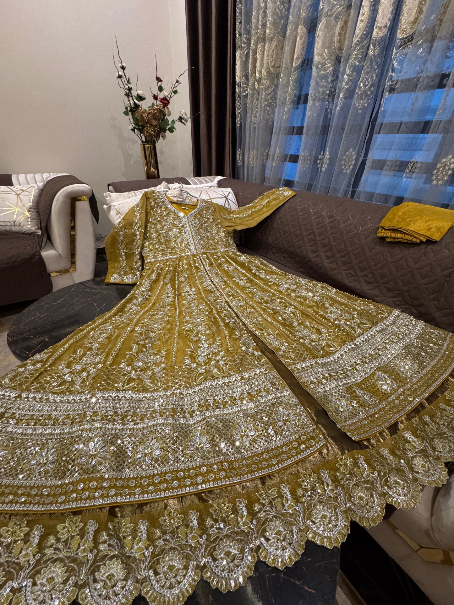 Anonemous (MUSTARD YELLOW )