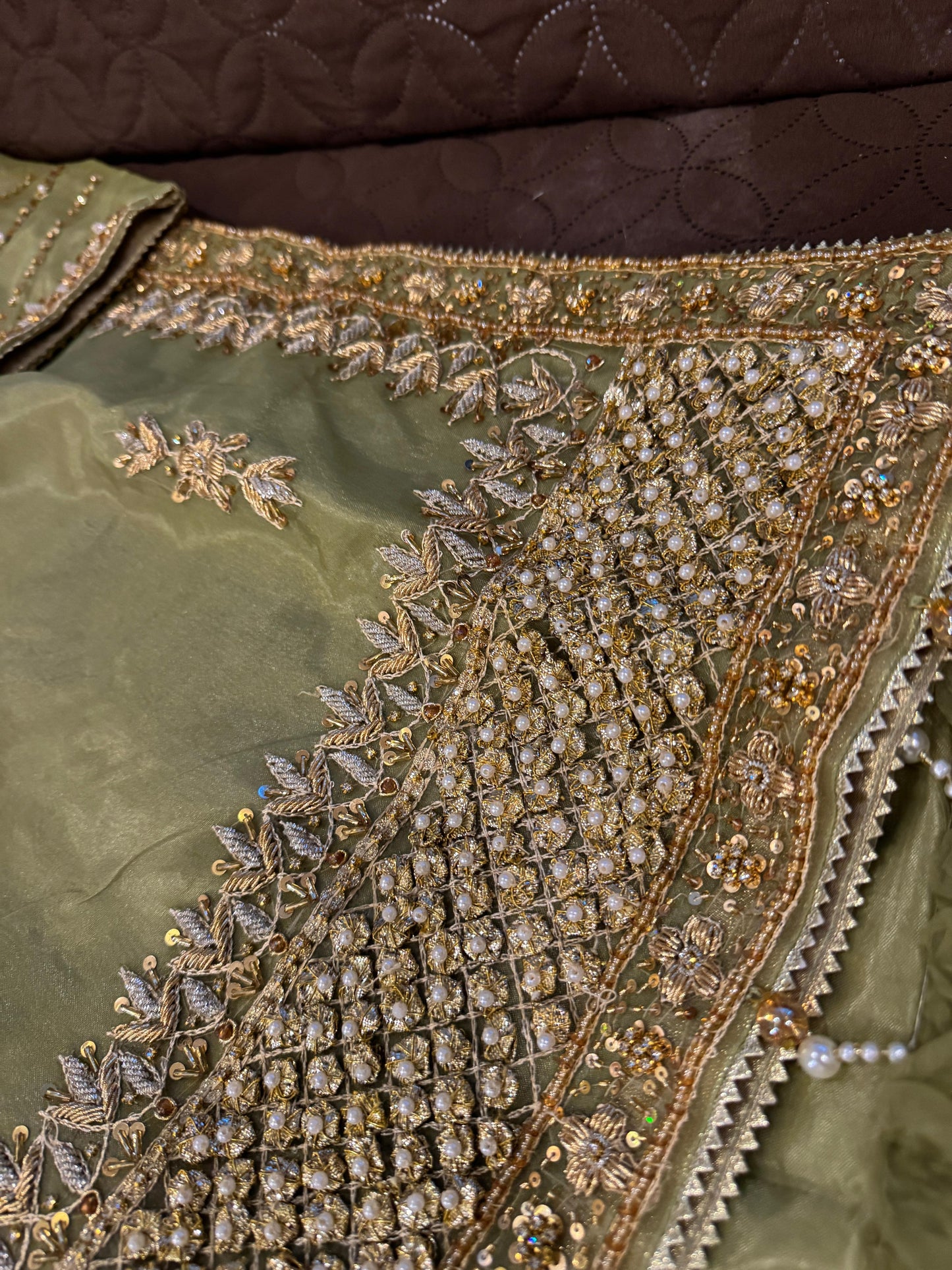 Datura (MEHNDI GREEN)