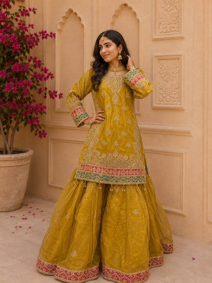 Zarbahar (MEHNDI GREEN WITH PINK)