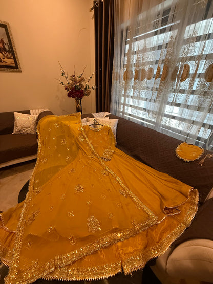 Wallflower (MUSTARD YELLOW)