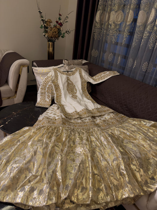 Camellia (WHITE GOLD)