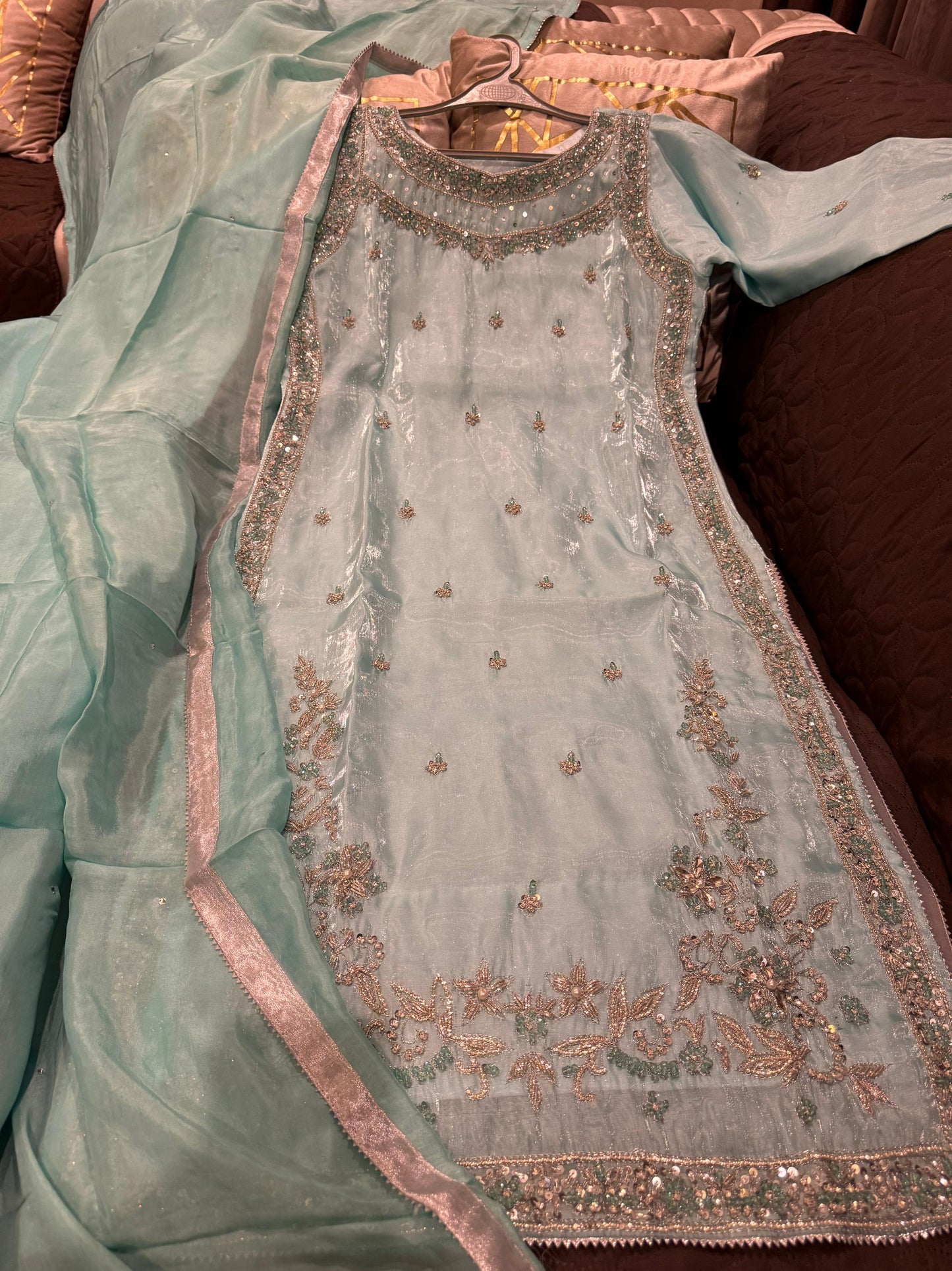 Wallflower (ICE BLUE)