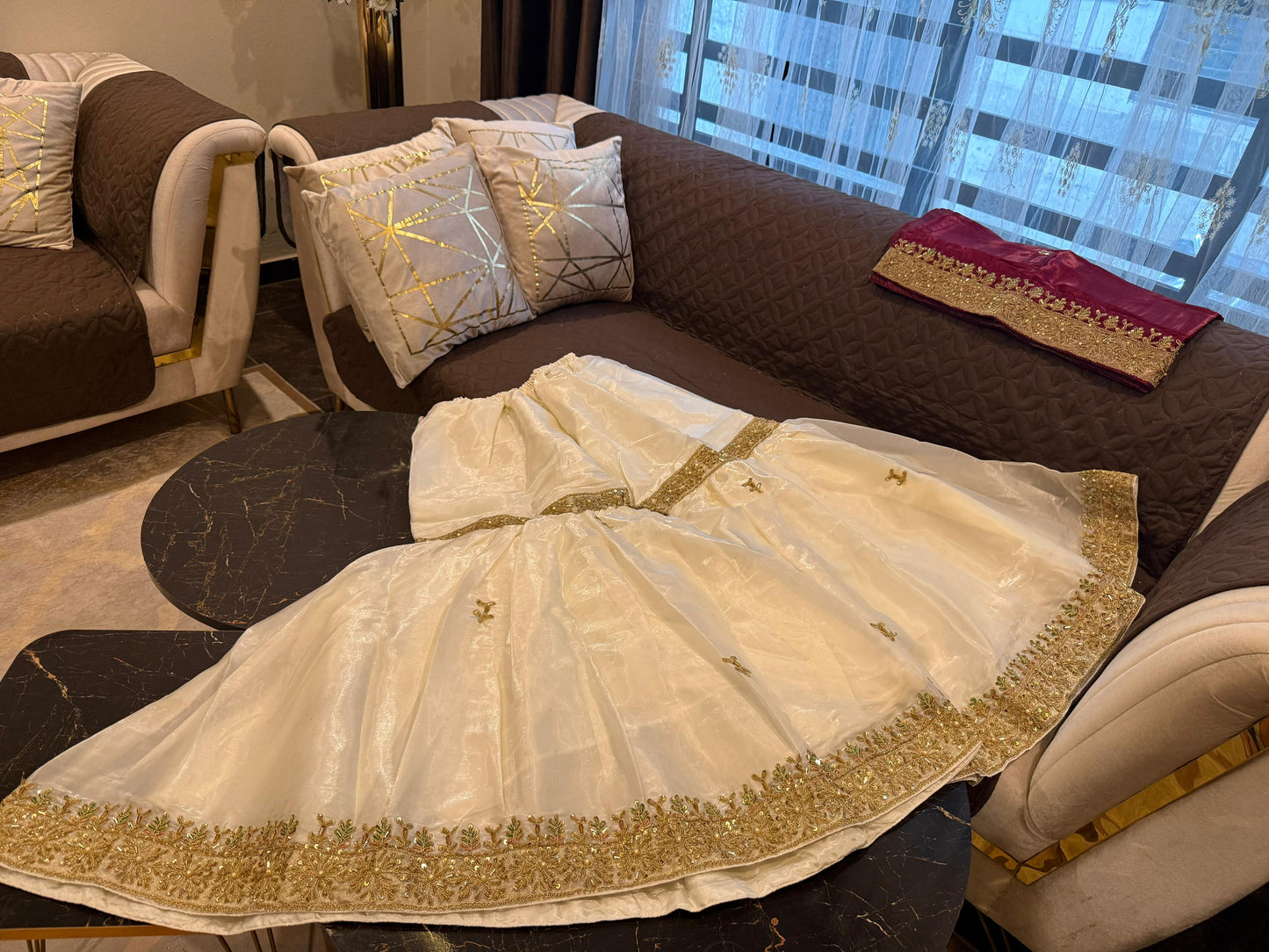 FAREESIA (White gold)