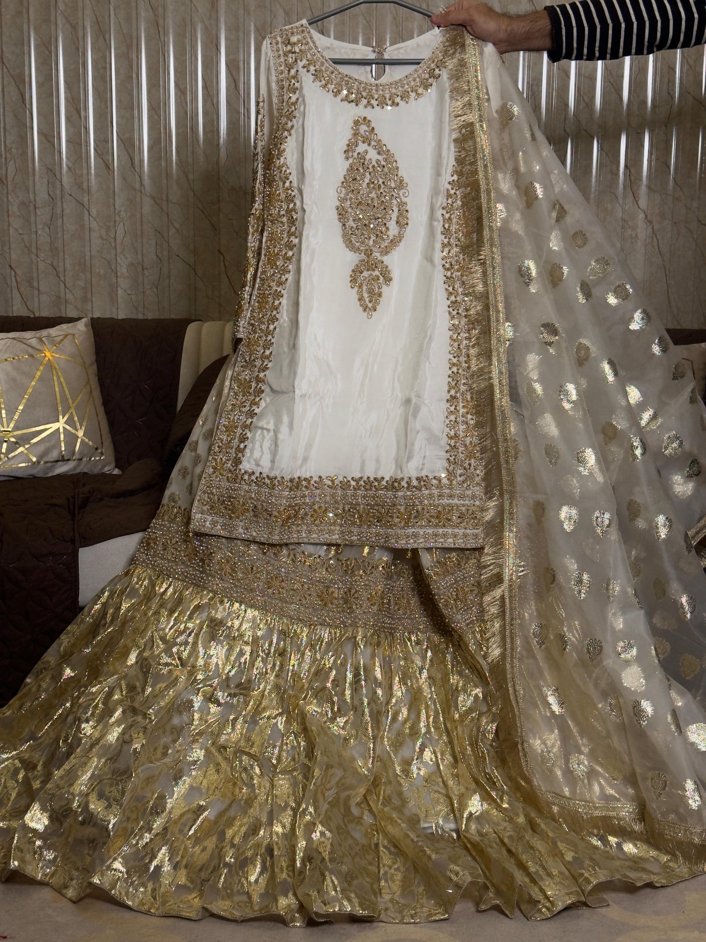 Camellia (WHITE GOLD)