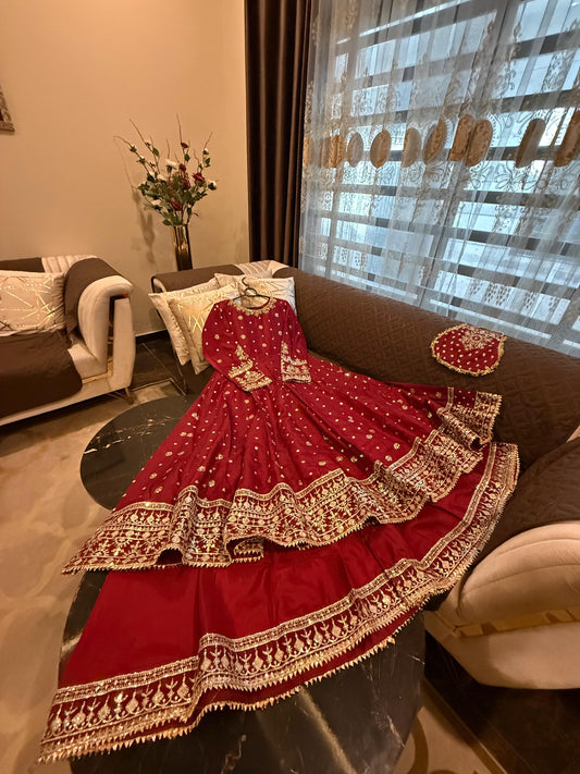 Water Lily (RED MAROON)