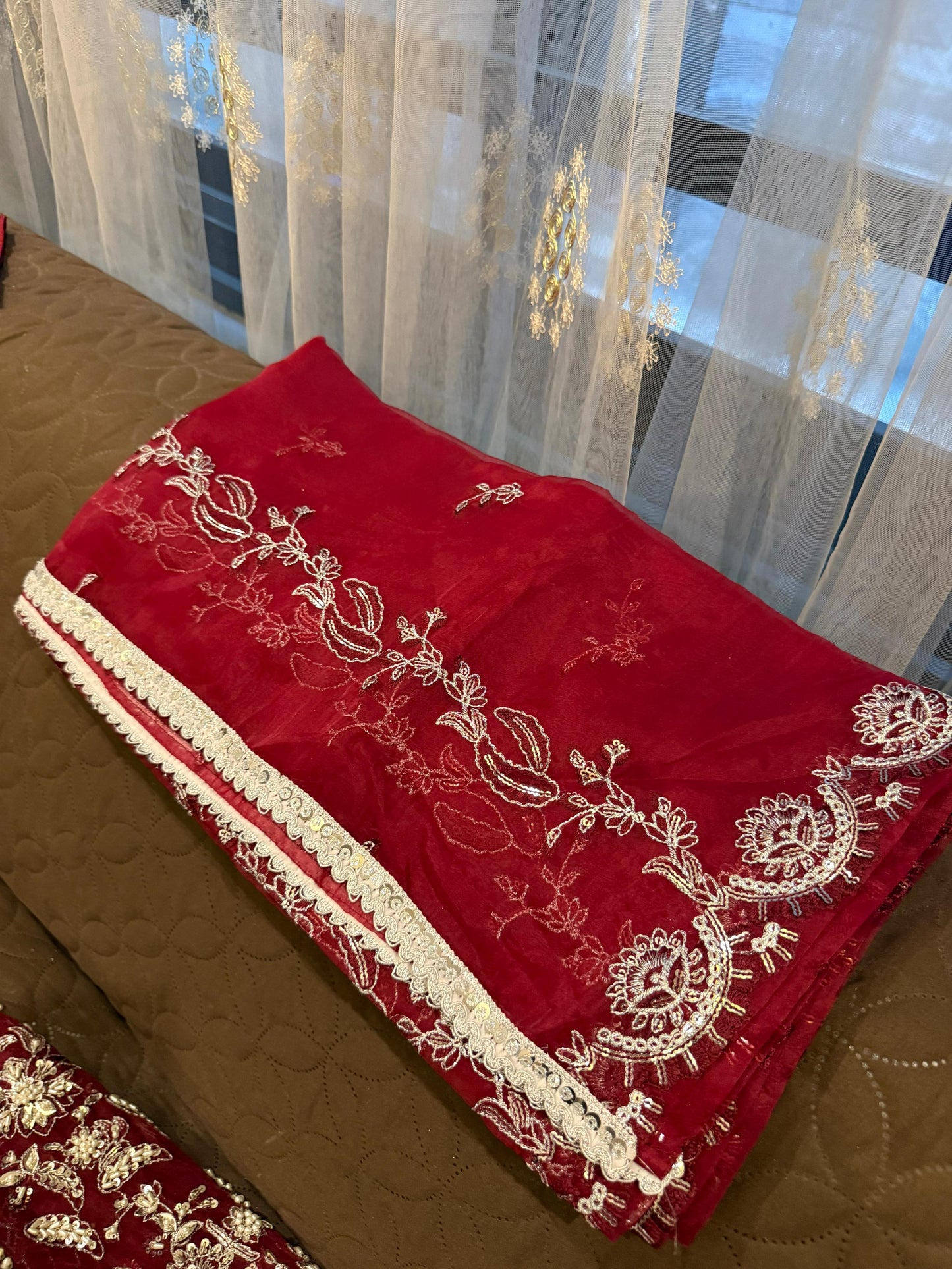 Aroma (RED MAROON)