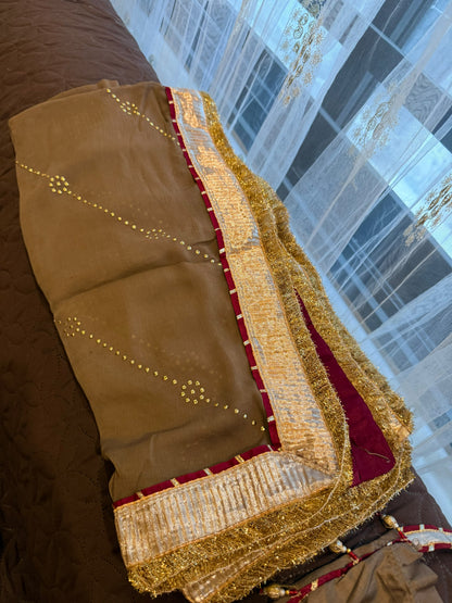 LAILA (CAMEL BROWN)