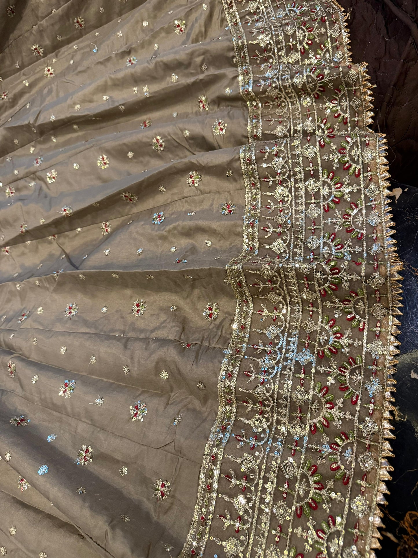 Water Lily  (BEIGE)