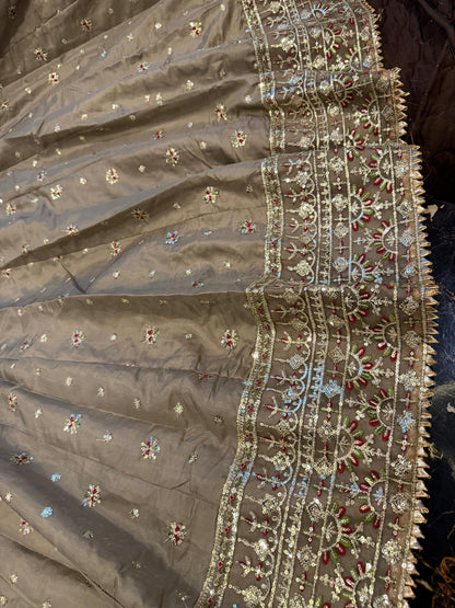 Water Lily  (BEIGE)
