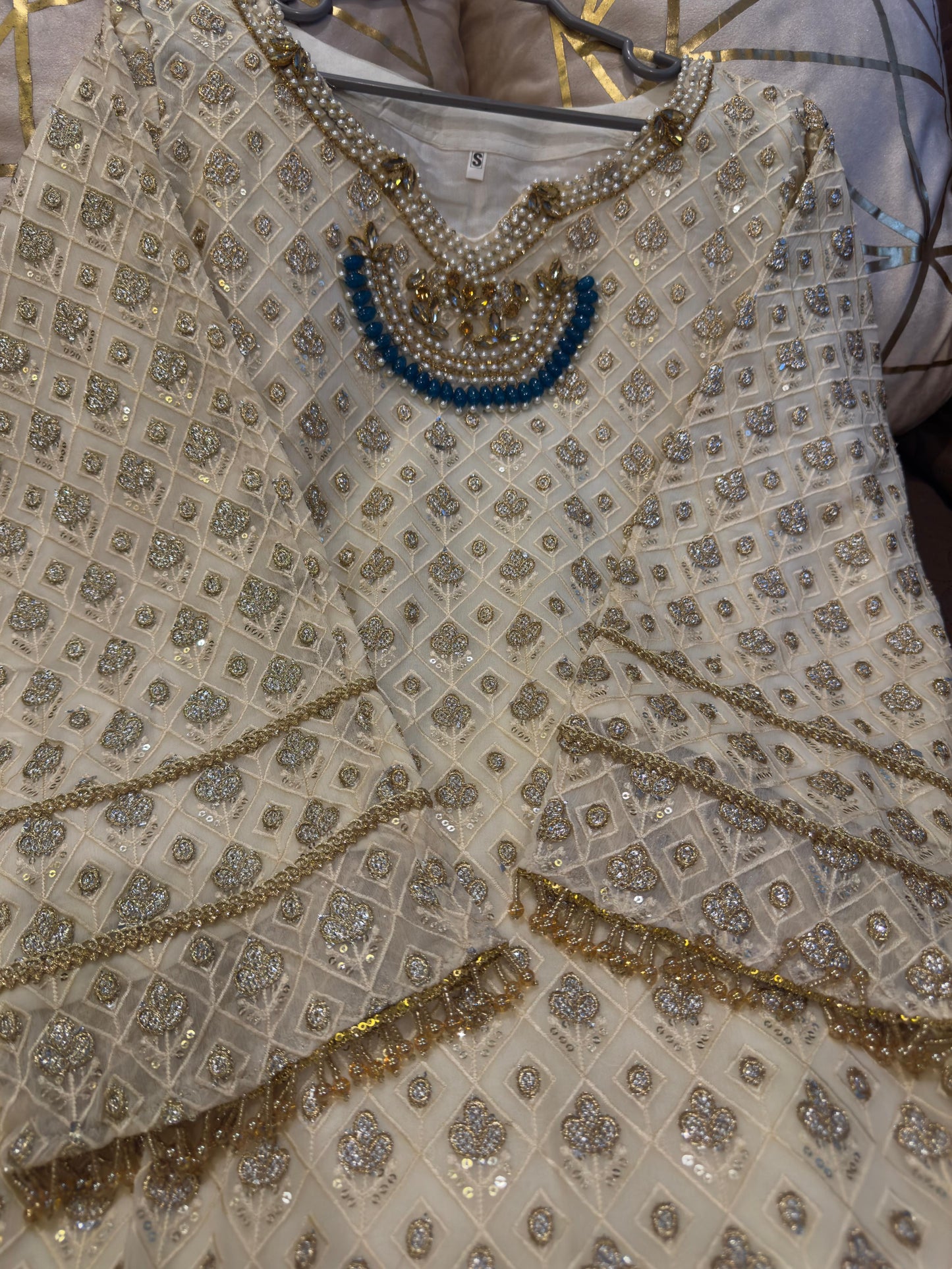 Jasmine (WHITE AND ZINC)