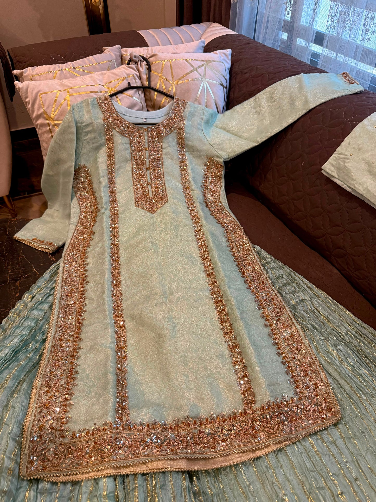 Noor (MINT SAGE GREEN)