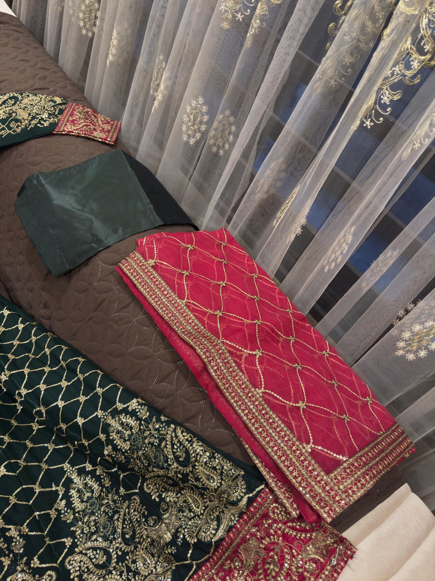 Gladiolus (GREEN and PINK)