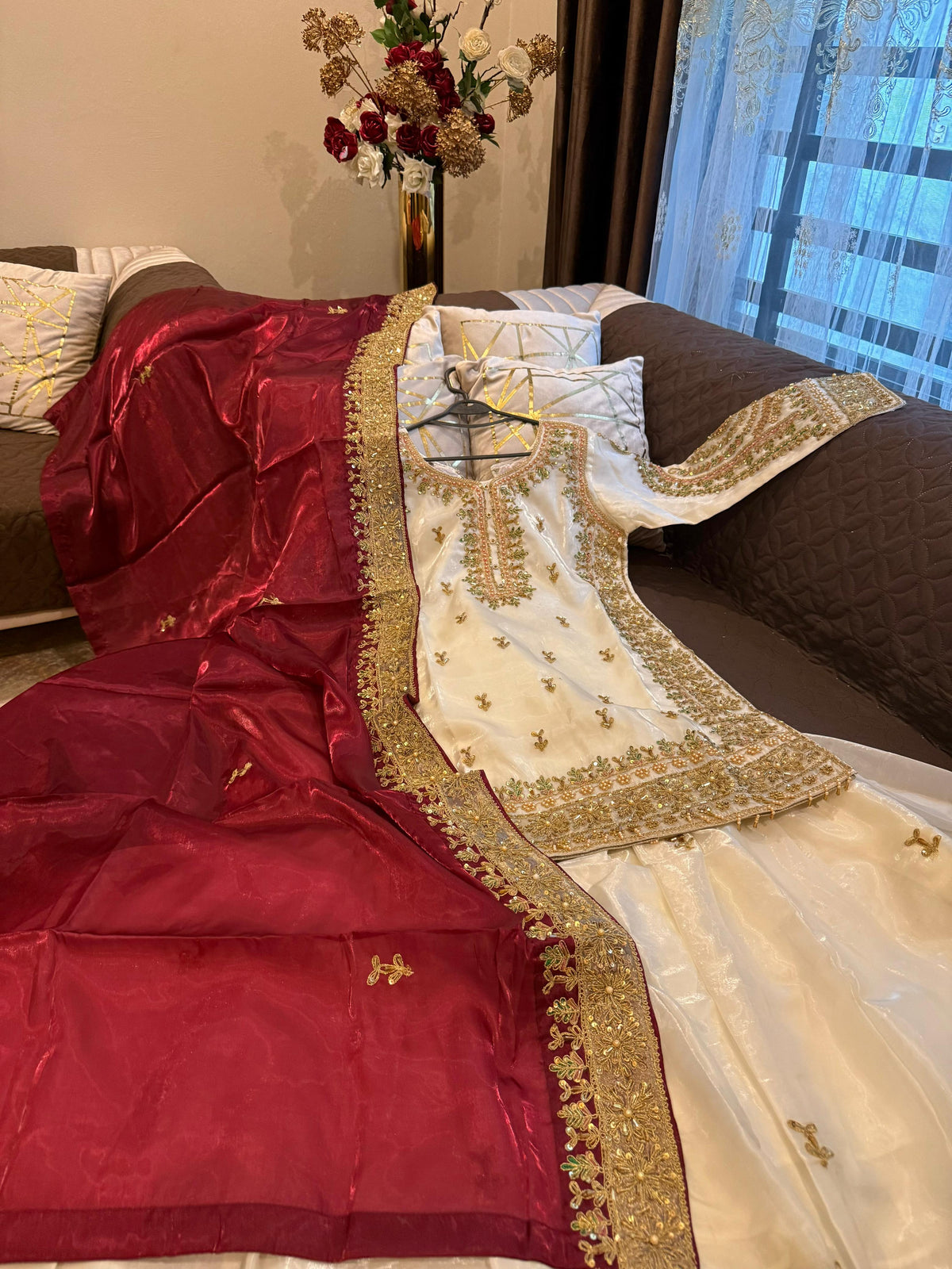 FAREESIA (White gold)