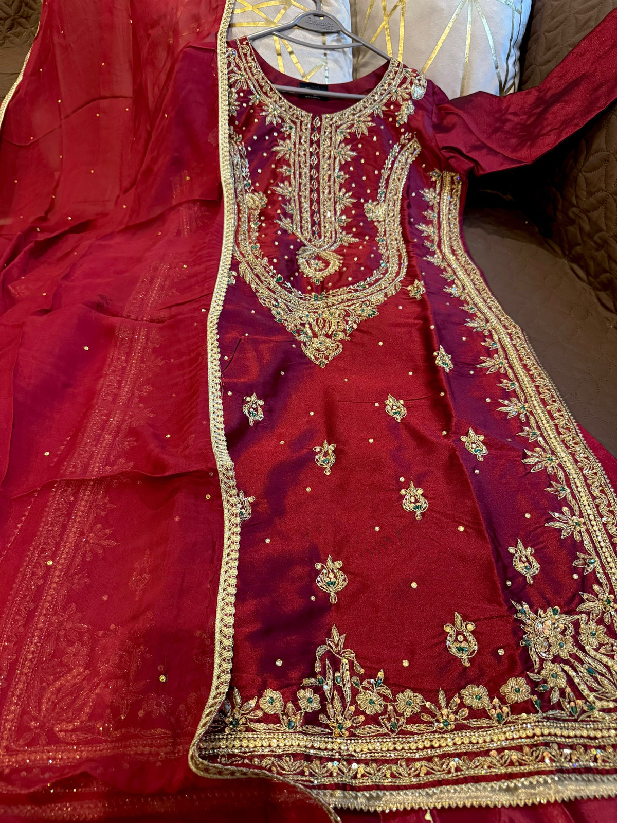 BANARASI HOMEMADE (MAROON)