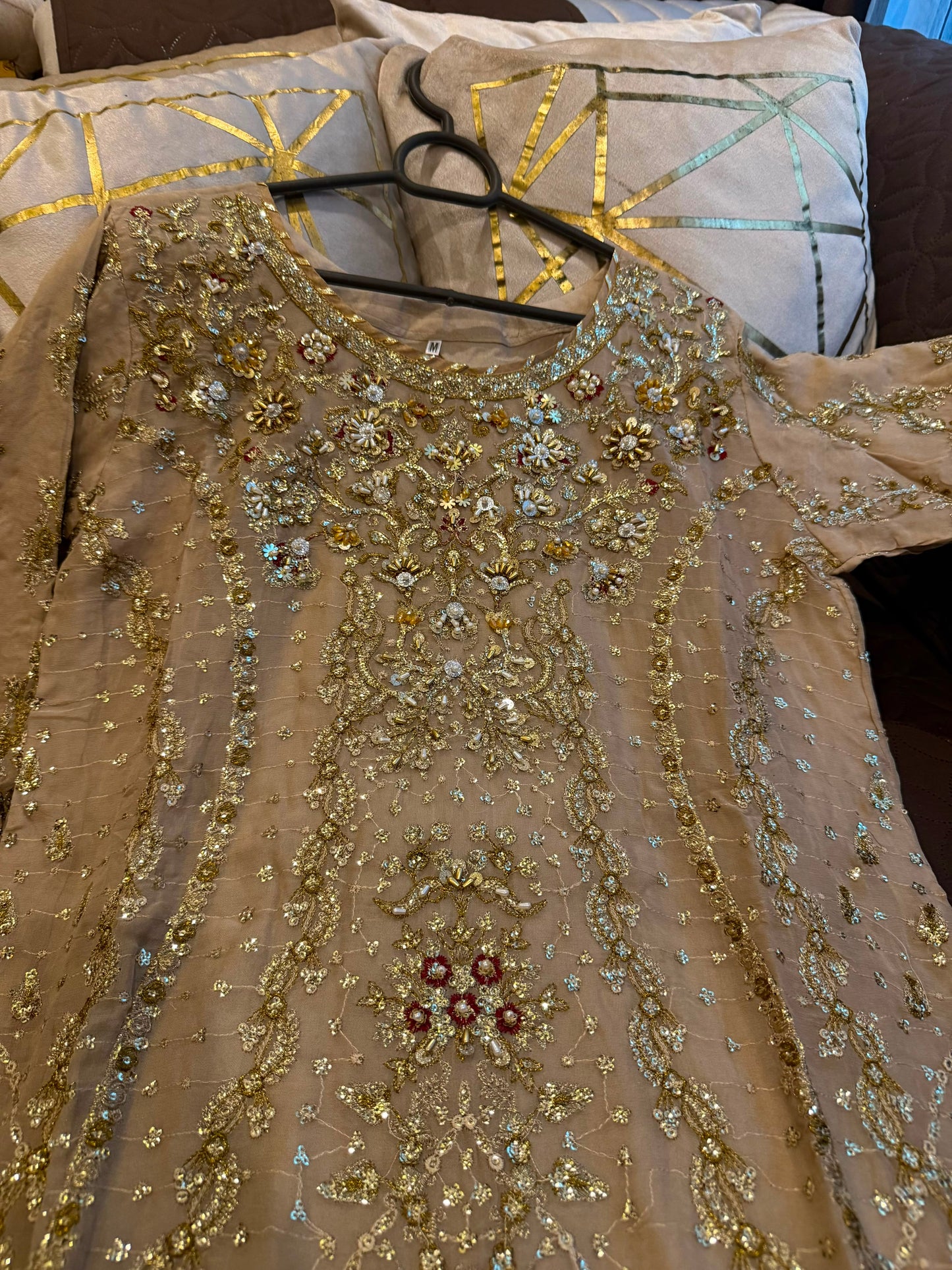 GULAAB (beige camel)