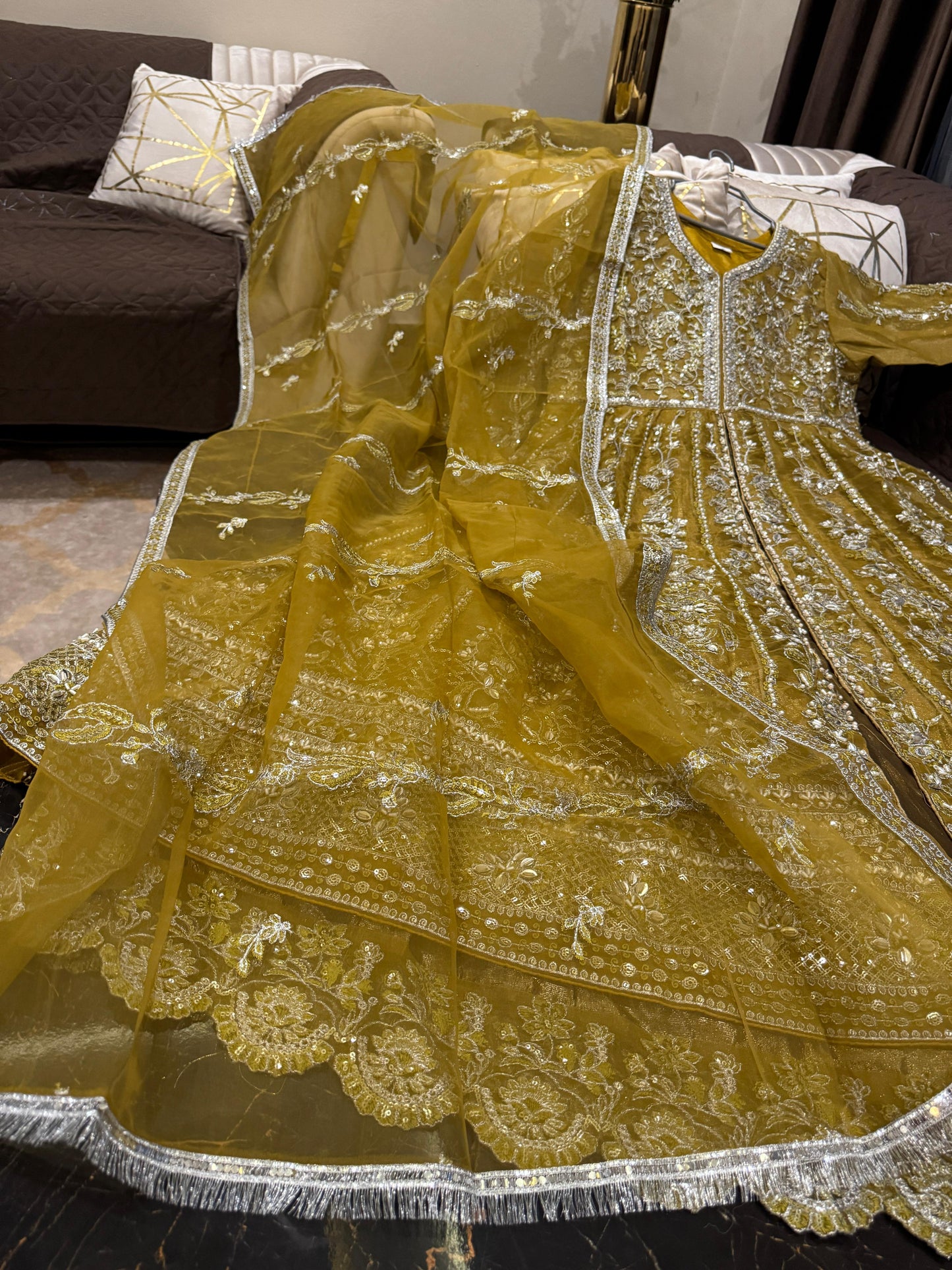 Anonemous (MUSTARD YELLOW )