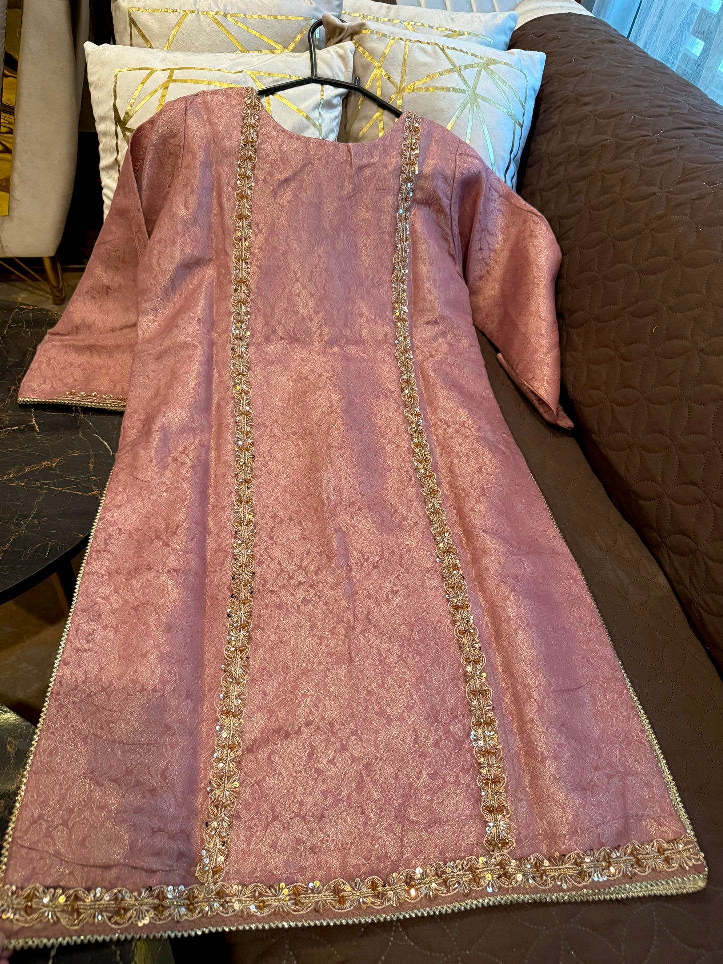 Noor (DUSTY ROSE)
