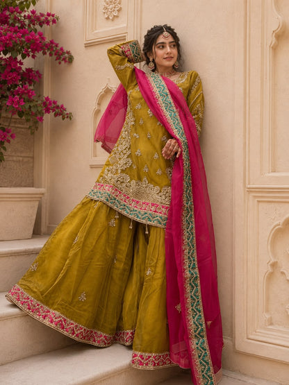 Zarbahar (MEHNDI GREEN WITH PINK)