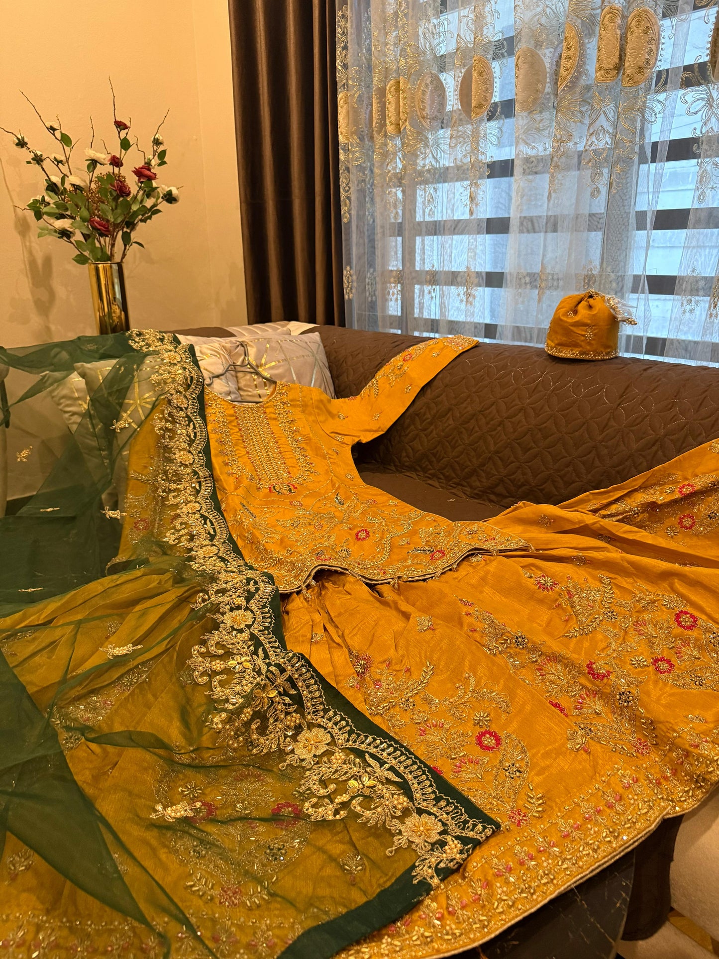 Chaman (MUSTARD YELLOW AND GREEN)