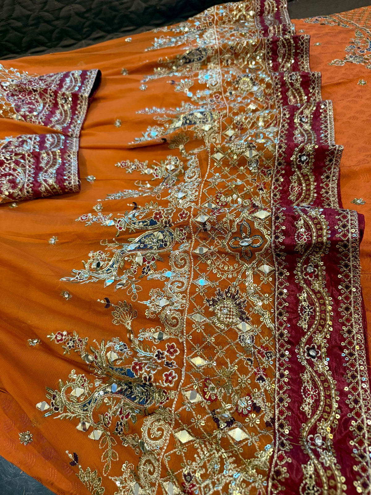 SEHRAI (ORANGE RUST)