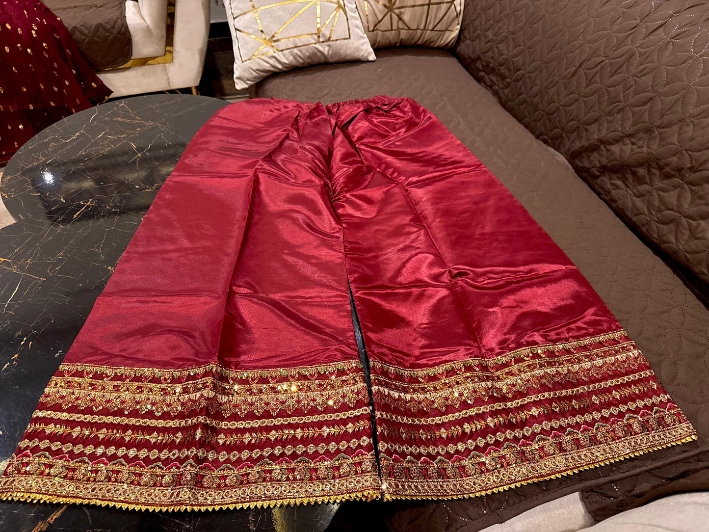 Hollyhock (RADISH MAROON)