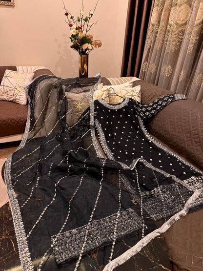 Amaranth (BLACK)