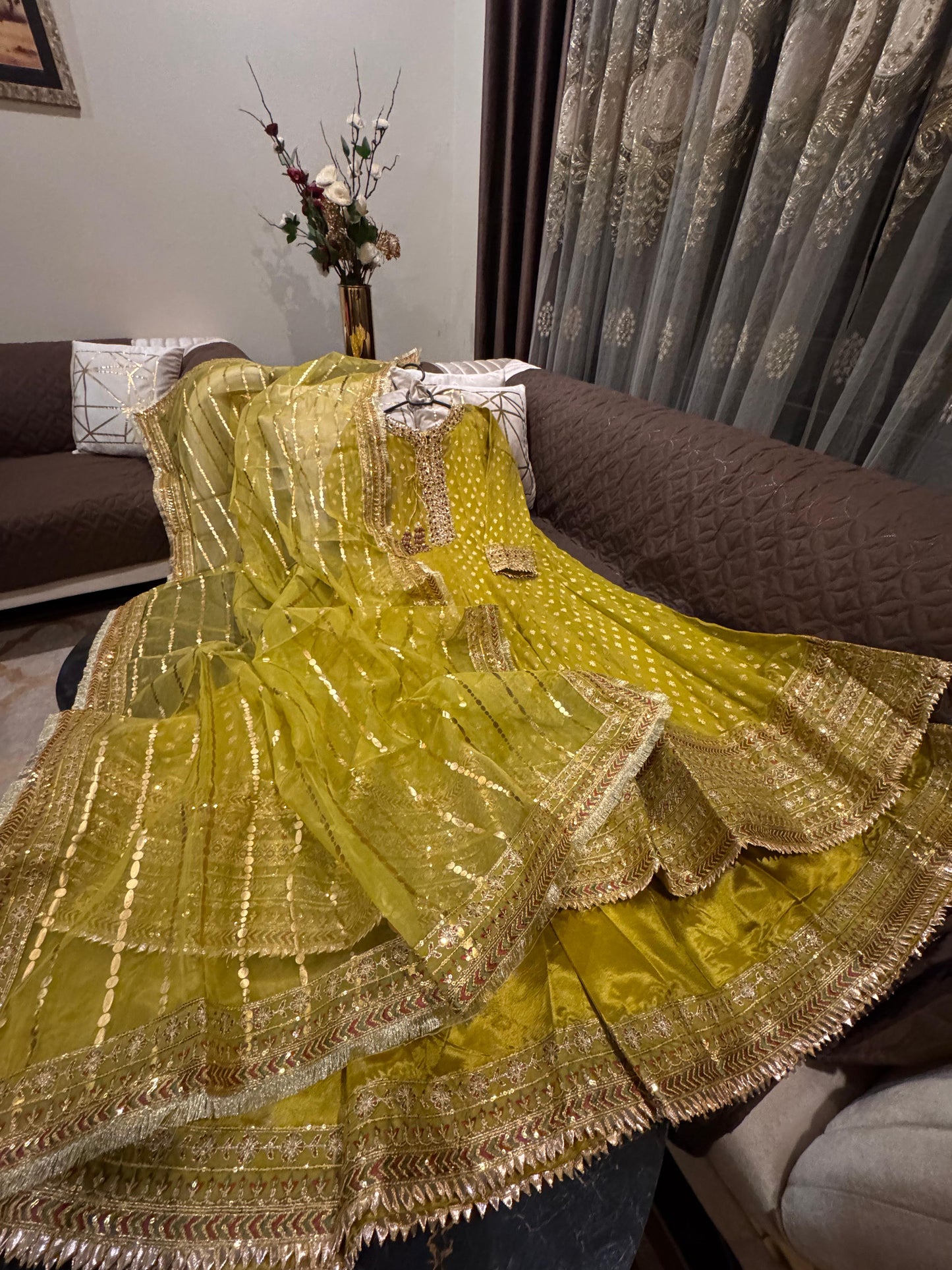 Hellebore (DHANI GREEN)