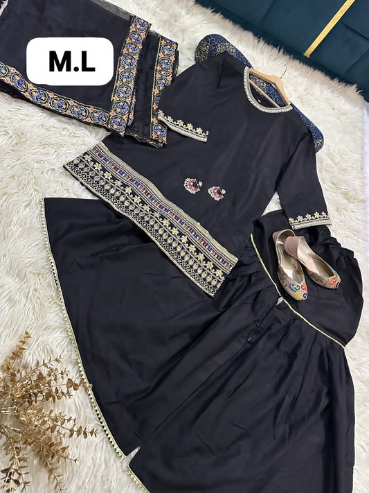 Black rose (BLACK)